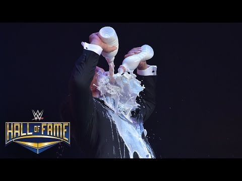 Kurt Angle sings his greatest hits: WWE Hall of Fame 2017 (WWE Network Exclusive)