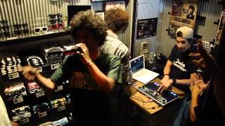 2012.09.02.THUNDER INSTORE LIVE!  @GIMME FIVE THUNDER,SHADY,EMPEROR,DOWN TOWN