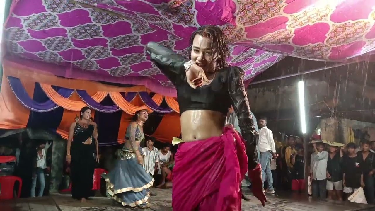 Aayega maja Ab Barsat ka | Andaz Song ( Hardiya Nach Part ) 