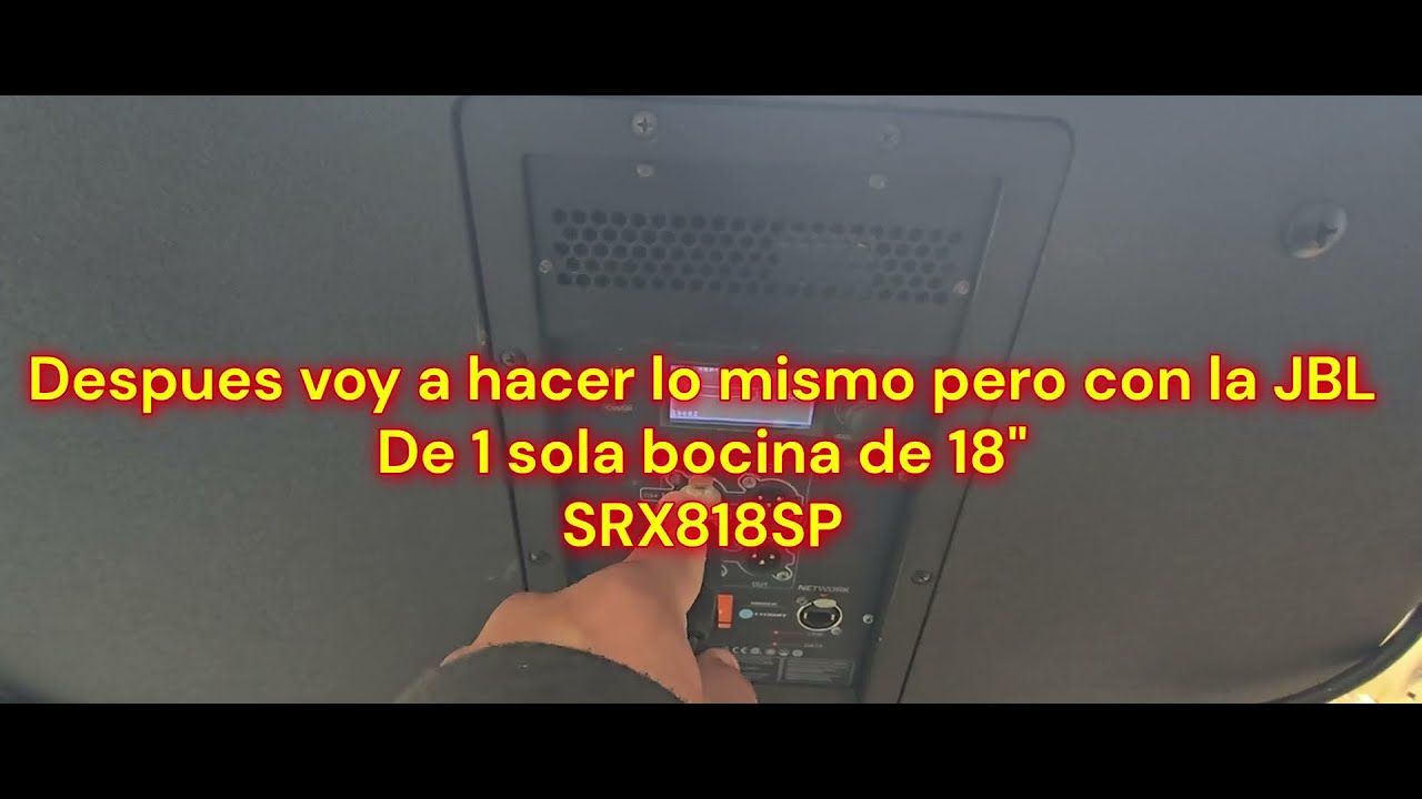 devo usar 1 o 2 lineas de audio para los bajos JBL SRX828SP???