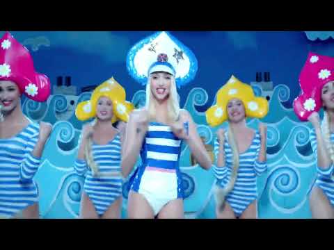 Оля Полякова -
