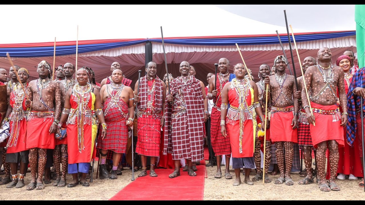 Ruto dons a shuka as he embraces Maasai culture