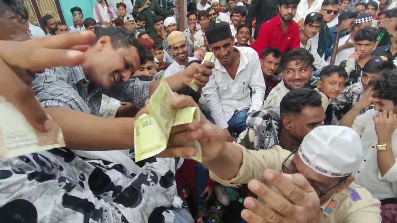 प्रोग्राम पिपलोन कला माहौल ईदमिलादुन्नबी मशहूर, अजब है मंजर bharat band badnagar शेरू भाई9977105507