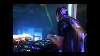 DJ   Mendua