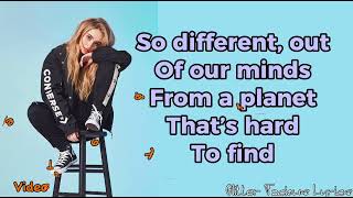 Sabrina Carpenter- Seamless lyrics\\ Glitter Tacious Lyrics