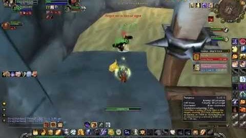 WoW 2v2 Arena Shadowmourne warrior & Arena Master pally getting owned!