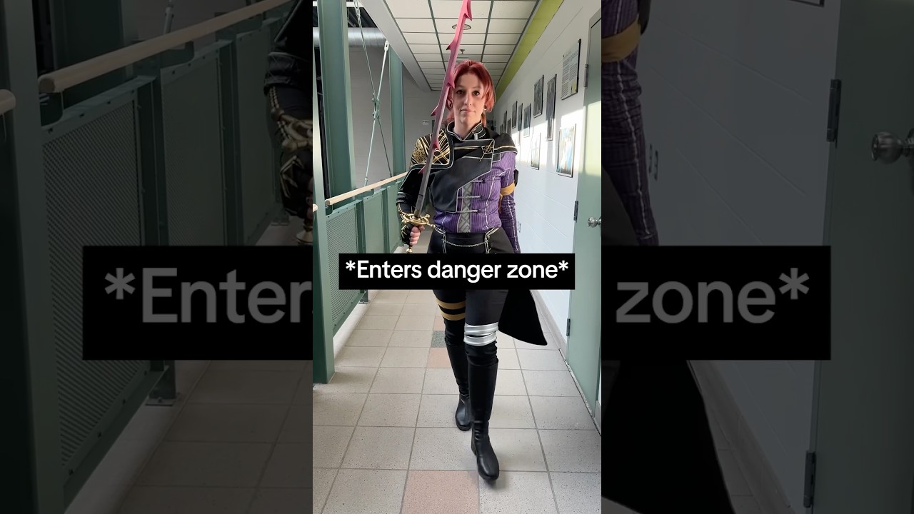 Not today Chromatic Abbest, not today 🙂‍↔️ #clairobscurexpedition33 #clairobscur #maellecosplay