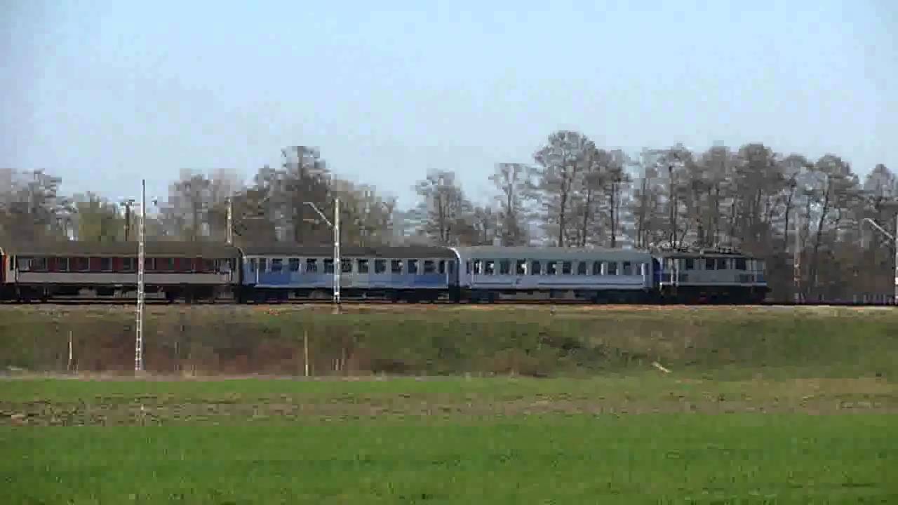 EP08 TLK 45104 w str. Warszawy.