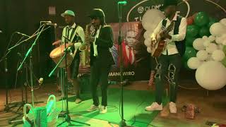 Burna Boy - Wetin Man Go Do ( acoustic sax cover )Live Performance #burnaboy  #sax #wetinmangodo