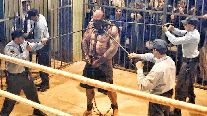 Niko Nije Mogao Da Zadrzi Ovu Zver Od Coveka, Morali Su 4 Policajca Da Ga Vezu...