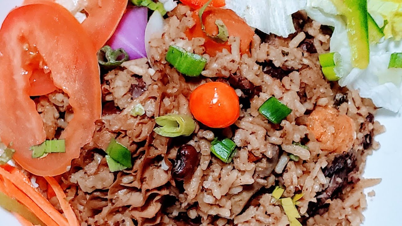 GUYANESE STYLE 🇬🇾 RED PEAS COOKUP RICE 🇬🇾 YouTube