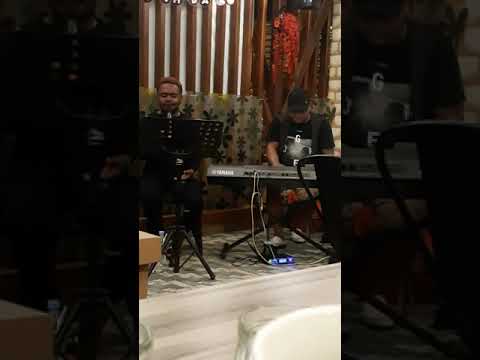 Cincin Kaweng Live Dellin's Caffe