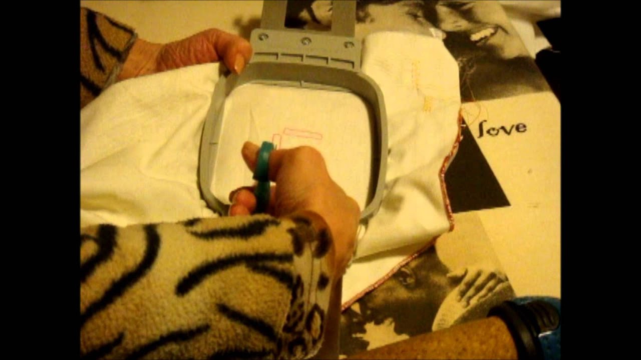 Ricamo ad intaglio a macchina