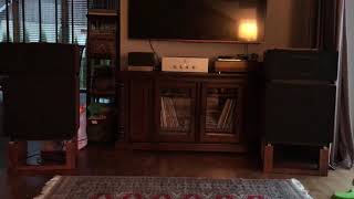Audionote M3 preamp, Dynaco mk III monoblocks, Garrard 401