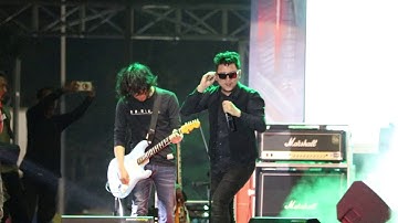 Five Minutes - Semakin Ku Kejar Semakin Kau Jauh | Aceh Police Expo 3