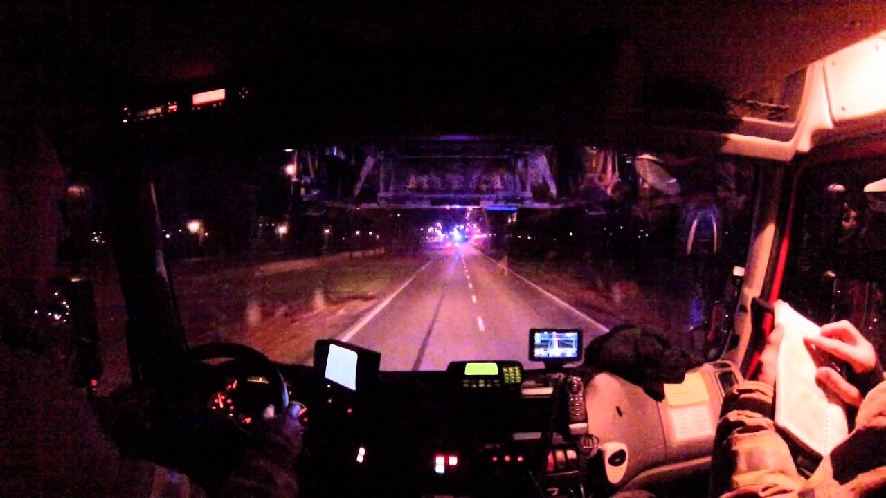 AL441 en TS441 onderweg gebouwband