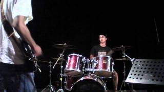 Download Lagu Cover of Vertical Horizons Youre A God.mp4