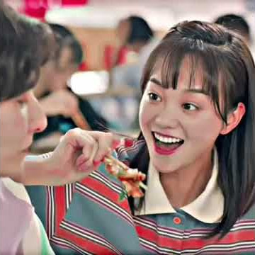 انتي لستـي بدينـة 😂 مسلسل نهر يجري خلالة