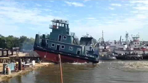 Devall Towing Video Boat Launch