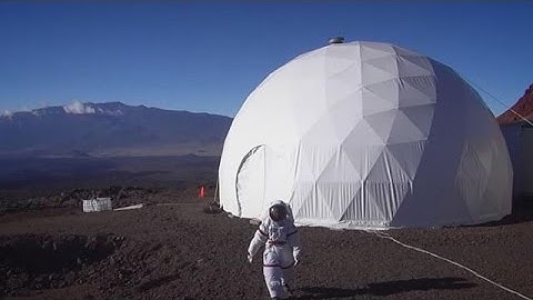 Scientists end Mars simulation experiment after one year in a solar-powered dome