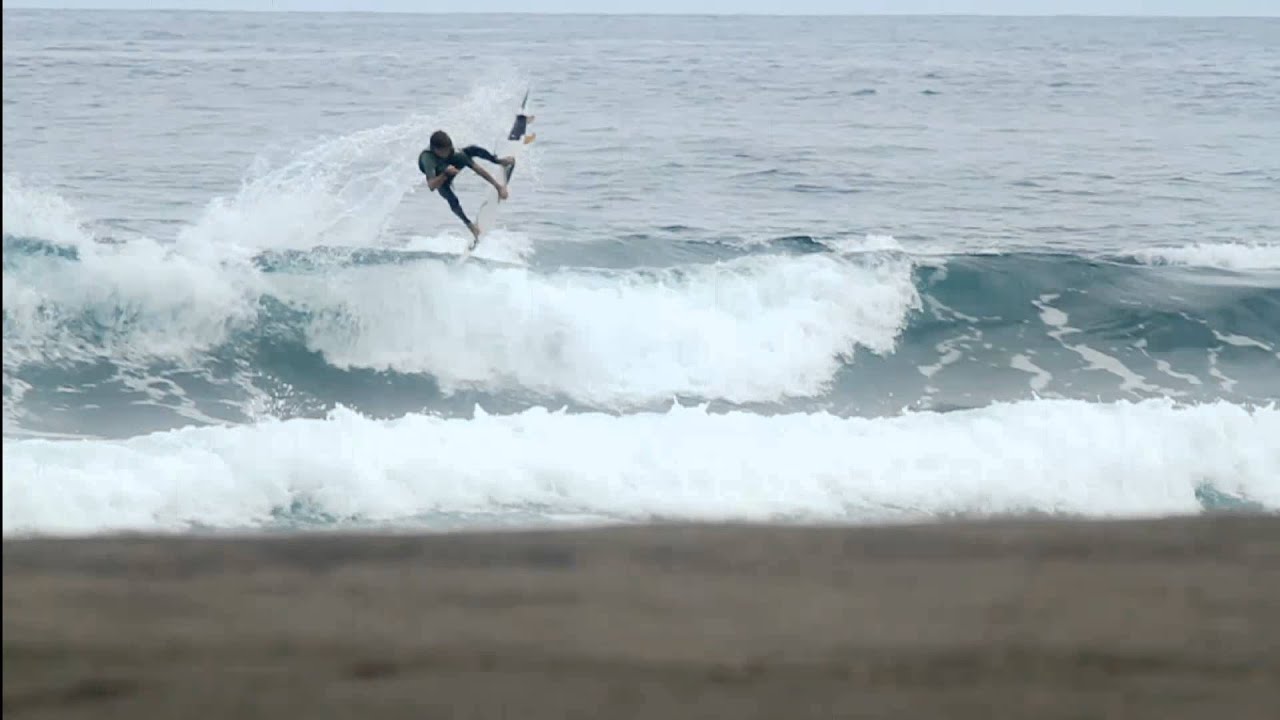 MOCHE Cascais Surf à Noite