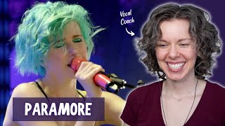 Analysis of 'Last Hope' performed LIVE by Paramore feat. Hayley Williams's vocals