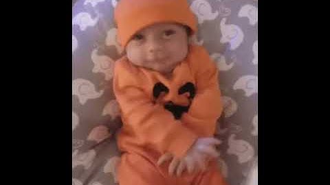 Thumbnail of BREAKDANCING BABY - RAPPERS DELIGHT 🎶🎧🎤💖⭐🌠🌟🕺👶