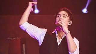 Download Lagu 20221224 Sad Movie - Bright Vachirawit feat. F.Hero #BrightWinConcert #bbrightvc MP3