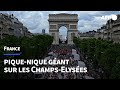 Un pique-nique géant rassemble 4.000 personnes sur les Champs-Elysées | AFP