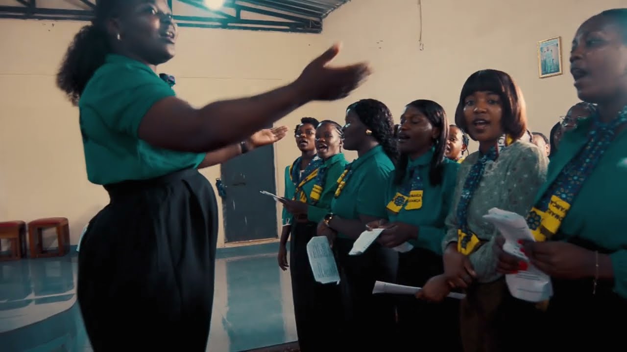 EU SOU O PÃO DA VIDA QUEM ME COME NÃO MORRERÁ