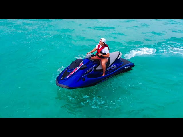 PLAYA BOCA CHICA  YATE Y JET SKI  (REPUBLICA DOMINICANA)