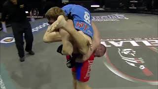 Crazy inverted triangle submission!