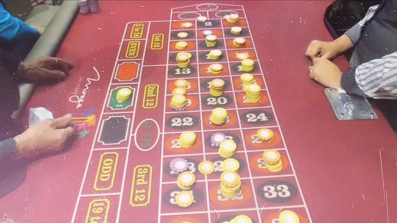 Playing TRIPLE ZERO ROULETTE | $300 Buy-in at The Mirage | MOST HATED GAME IN THE CASINO