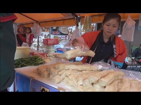 東京に冬を告げる「べったら市」　東京・日本橋本町
