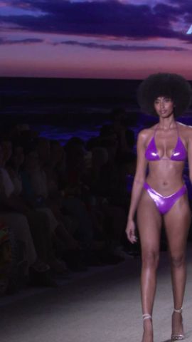 miami #paraiso #midnight 한밤의 런웨이 Midnight Runway ep.5 - YouTube Miami #Paraiso #Midnight 한밤의 런웨이 Midnight Runway Ep.5 - Youtube