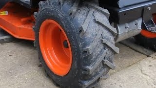 How to Remove a Ride on Lawnmower Wheel - Keyway Type