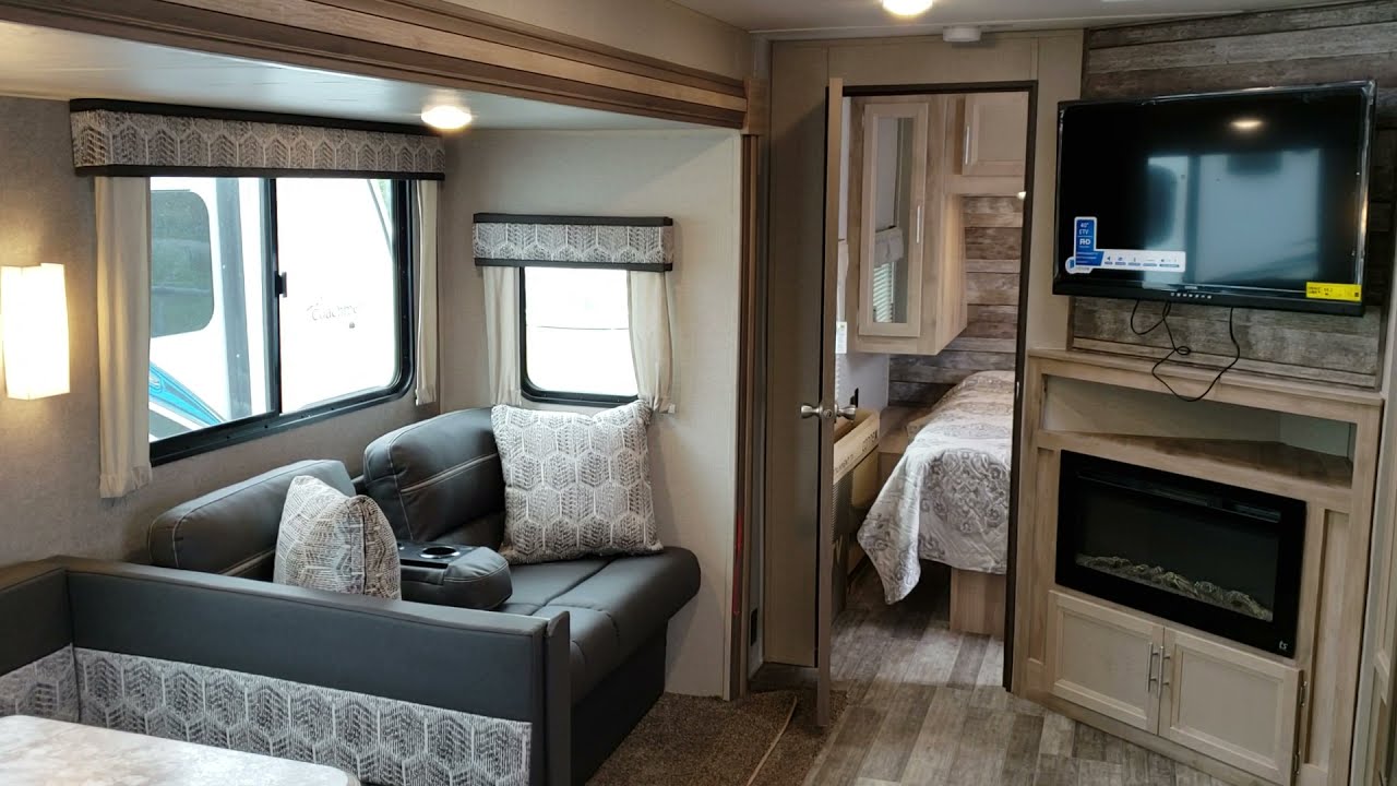 Catalina 263BHSCK  by Coachmen RV @  Primo Rv  Center   Ottawa’s #1 RV Dealer  Interior