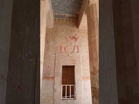 الملكة حتشبسوت بمعبد الدير البحرى