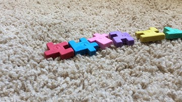 How to solve the eraser six cube puzzle