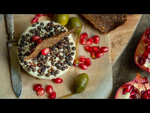 cashew-cheese-and-flax-crackers-|-beginner-raw-vegan-recipes