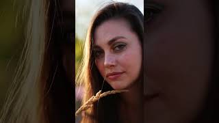 Beautiful Lillias Right