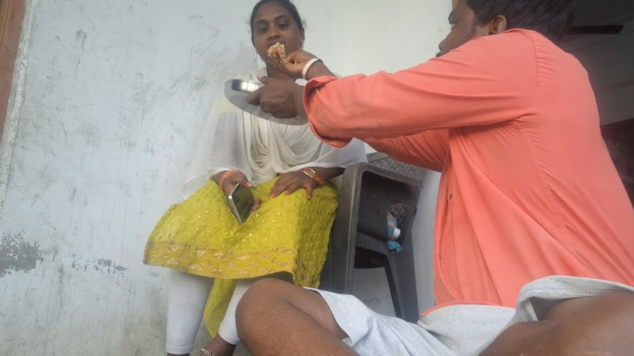 గోంగూర బోటి+ఎగ్ ఫ్రైడ్ రైస్ చేసి పెడుతుంటే రాజీ తినటం లేదు....?