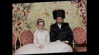 Famous Unorthodox Stars Amit Rahav & Shira Haas Have Already Been Friends for 10 Years Wealth