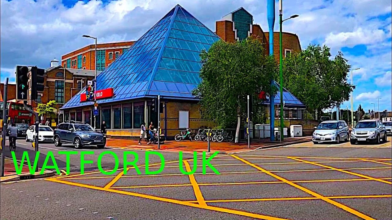 Watford England - Watford High Street - Watford Hertfordshire - YouTube