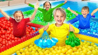 Download Lagu Four Colors Water Balloons Challenge with Chris and friends MP3 Download Lagu Four Colors Water Balloons Challenge with Chris and friends MP3