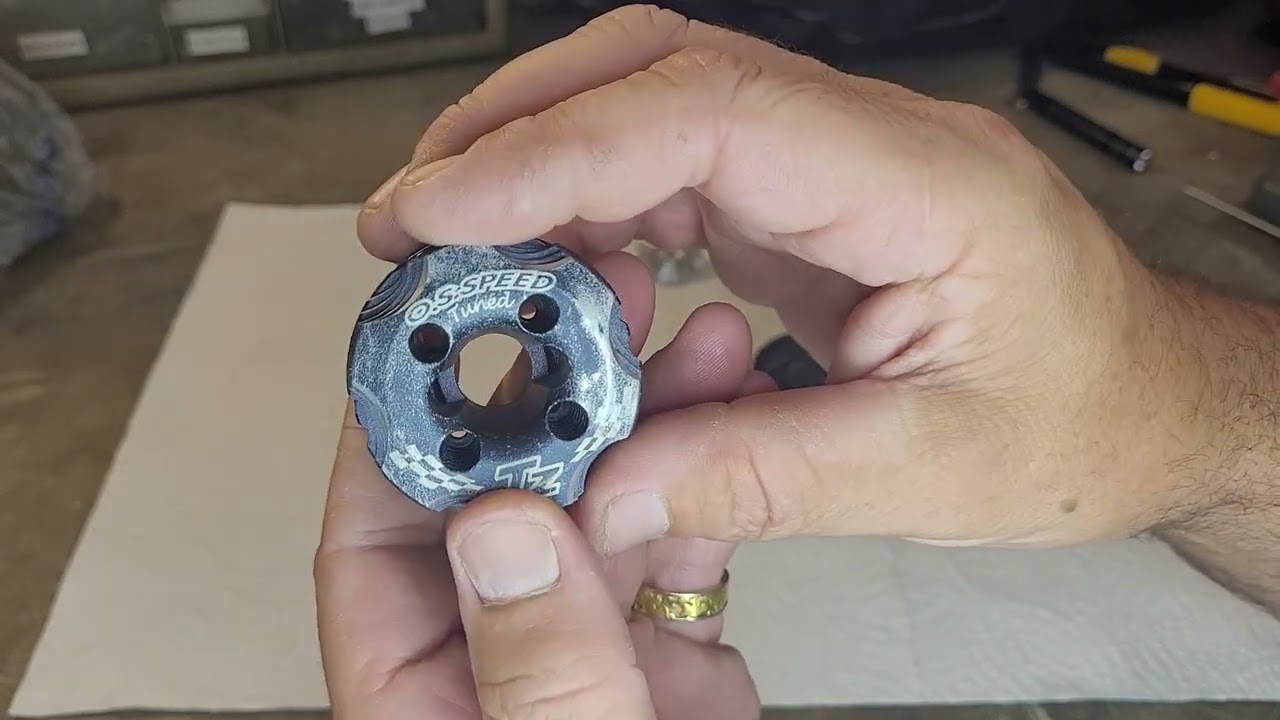 Let's take a look at an OS Max 12 TZ OS Speed Tuned .12 Nitro