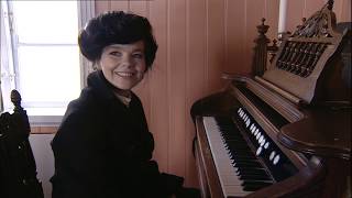 Björk - The Anchor Song - live at Strandarkirkja Church in Iceland (2002) HQ