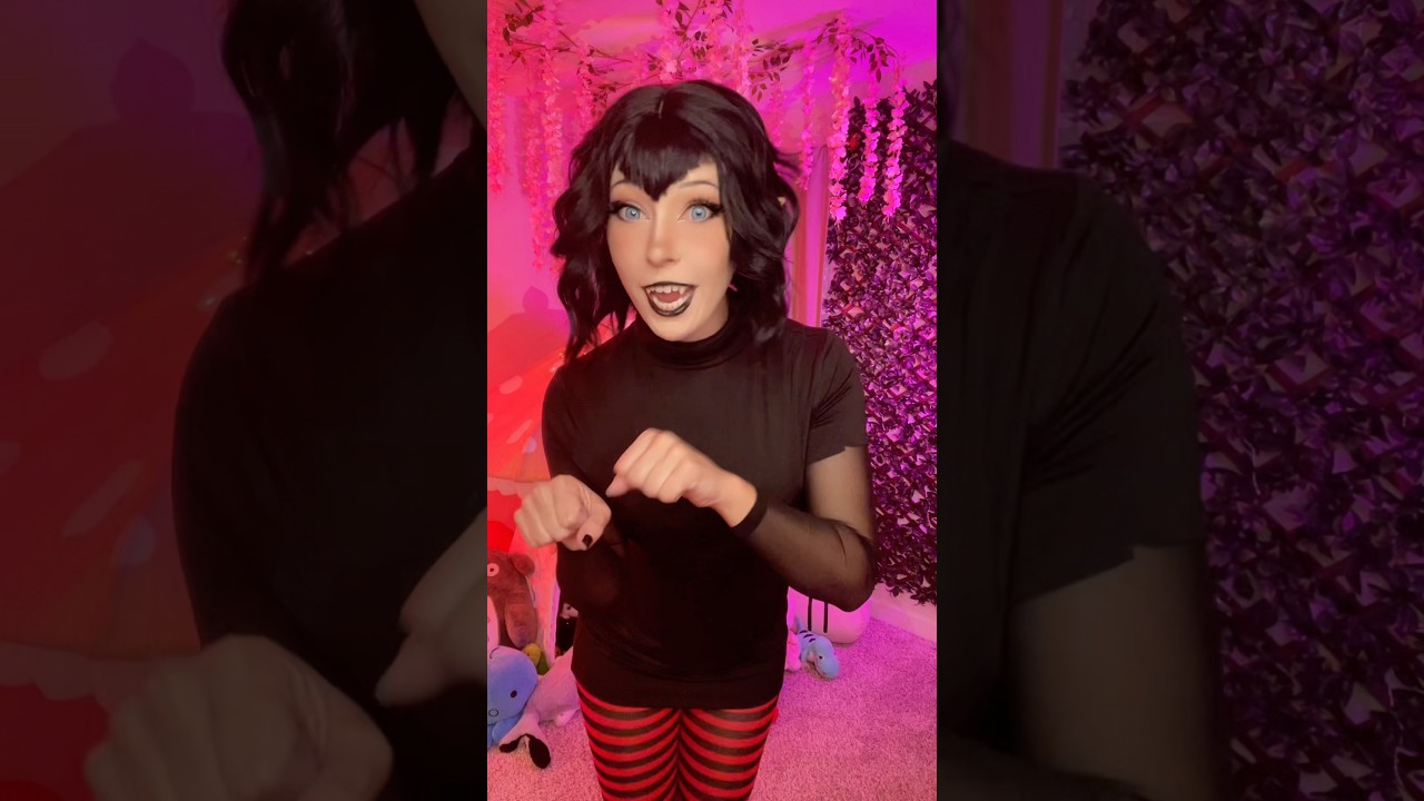 #mavis #hoteltransylvania #cosplay #cosplayer #halloween
