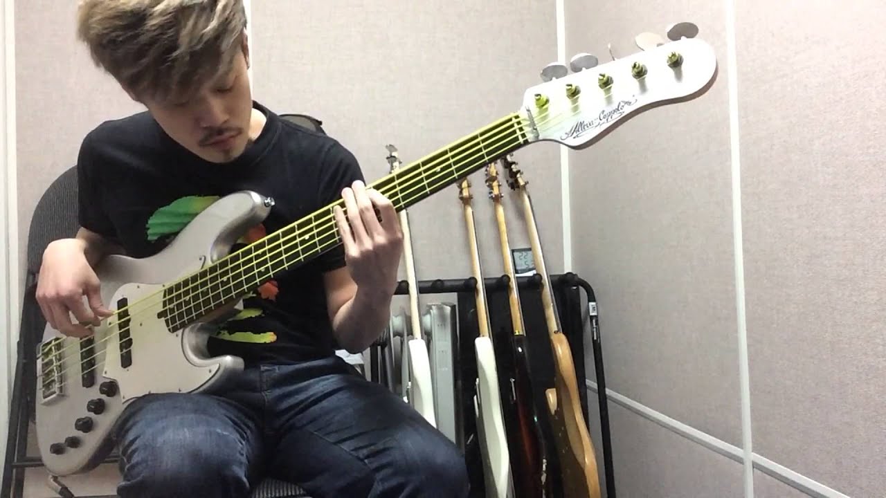 ALLEVA COPPOLO  LG5 BASS SOLO with DR NEON STRING