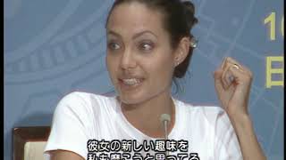 Angelina Jolie - Tomb Raider Movie Promotional Video Japan